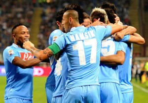 Napoli Usung Skuat Terbaik Ke Emirates